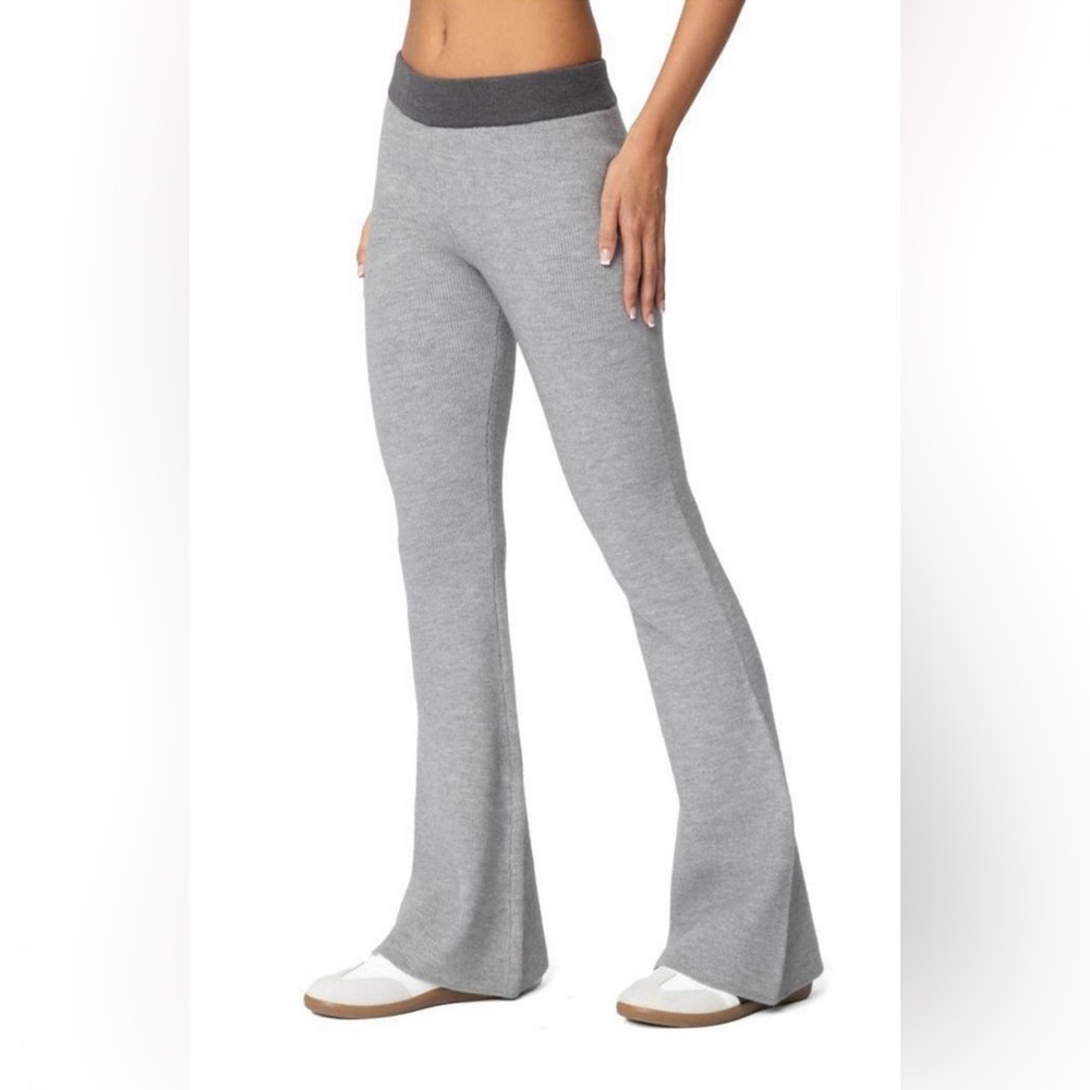 Brand New With Tags: Edikted Women's Lei Gray Flared Knit Pants, size Med